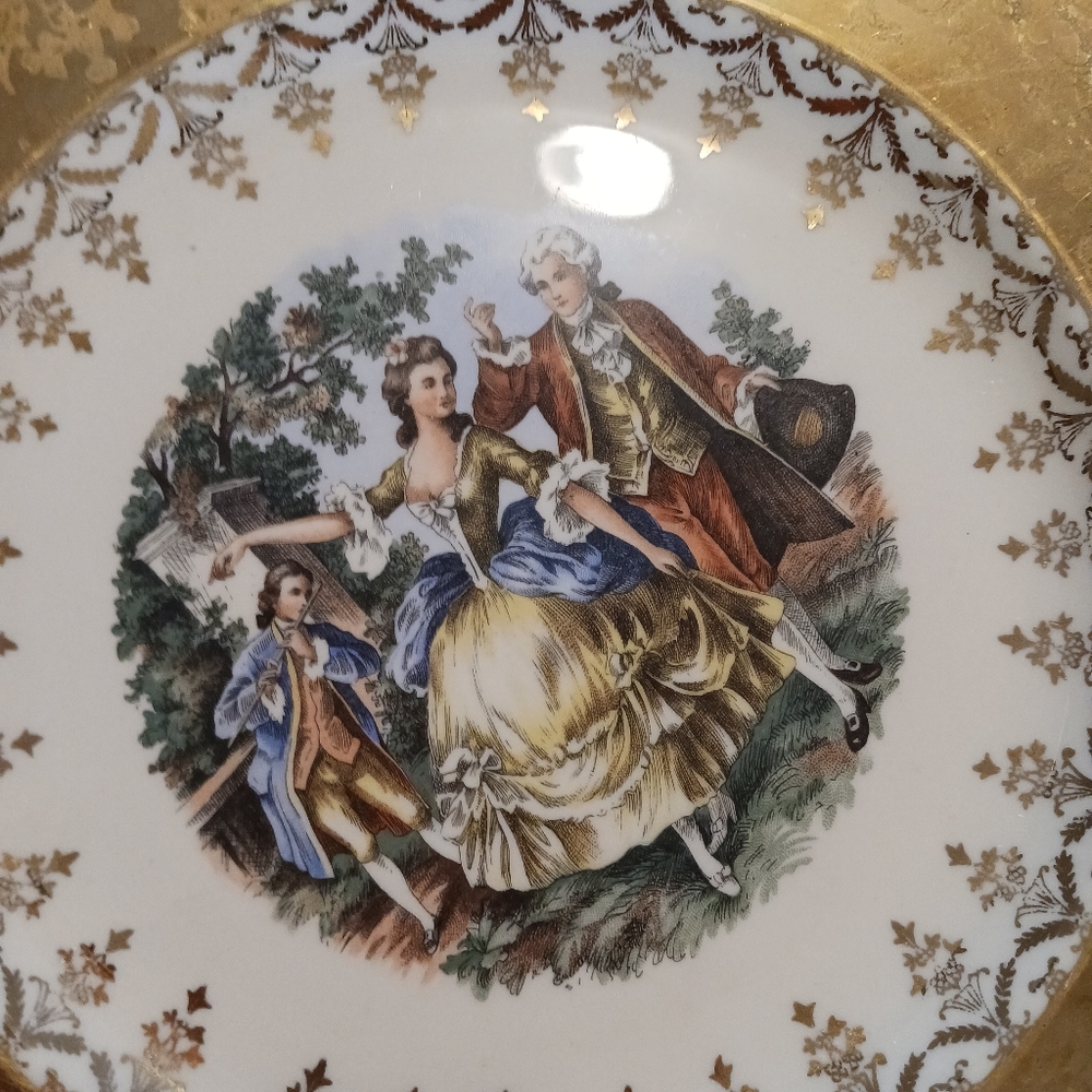 Collectors Plate 1930s Crest O Gold